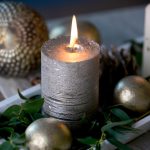 Polar Stumpenkerze “Metallic”, 100/68 mm – Bild 5
